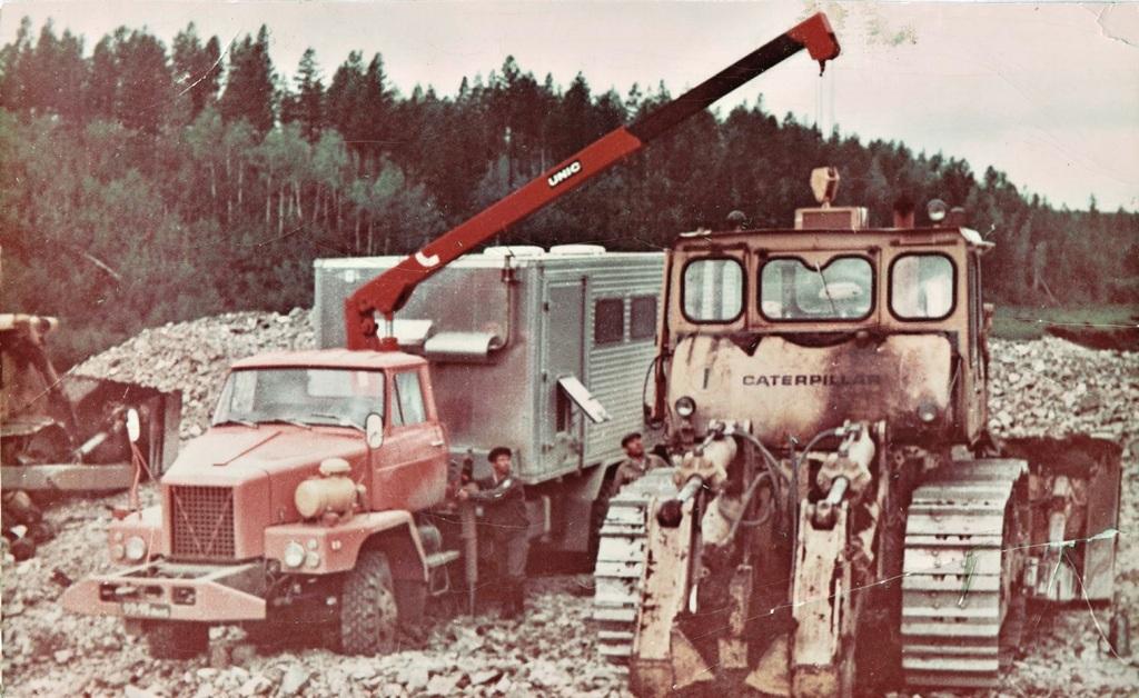 В 1975 году прииск приобрёл автомастерскую «Марума» для техобслуживания бульдозеров Д9Н «Катерпиллар» на дражном полигоне